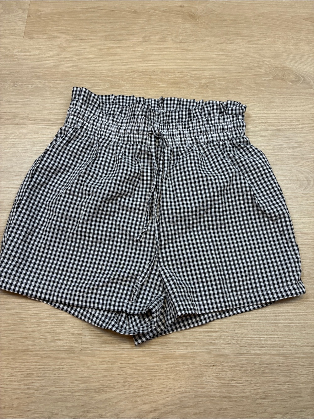 NEW Sincerely Jules Black & White Gingham Paperbag Waist Women's Shorts
